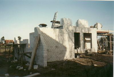 365